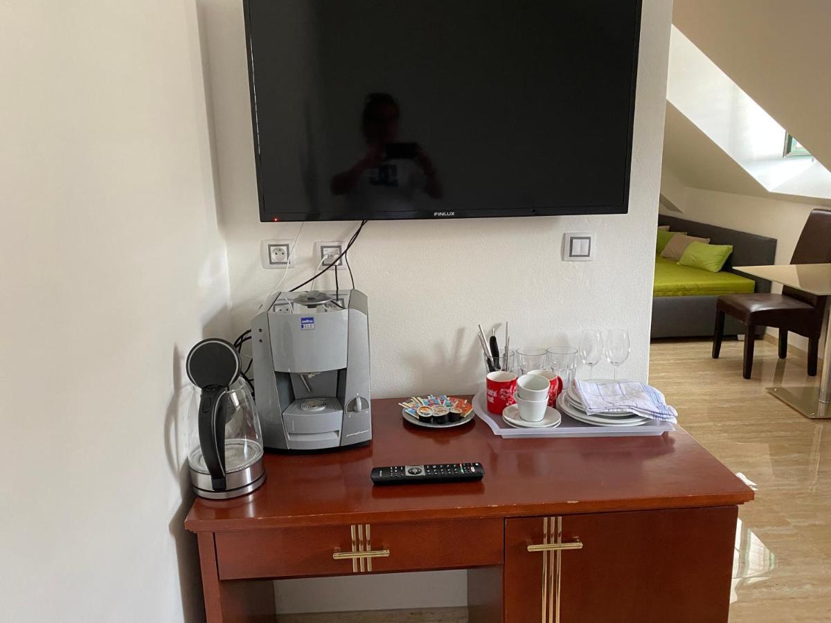 Penzion Za Radnici Valtice Room photo